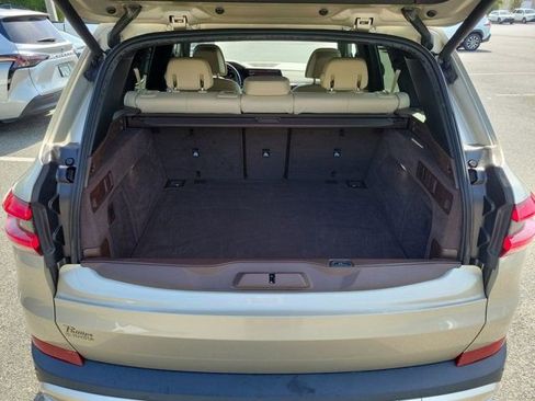 Used 2019 BMW X5 xDrive40i w/ Executive Package image 19