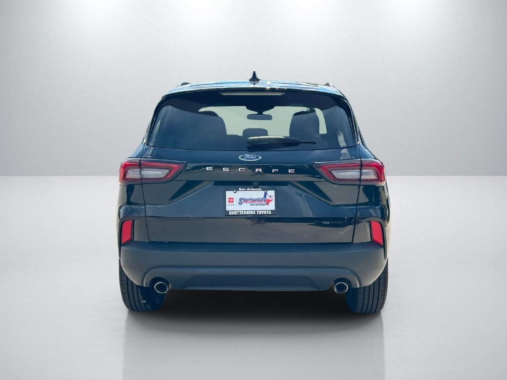 Used 2025 Ford Escape ST-Line FWD image 6