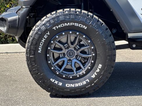 Used 2025 Jeep Wrangler Unlimited Sport AWD/4WD image 27