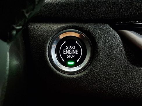Used 2024 Cadillac XT4 Premium Luxury w/ LPO, Floor Liner Package FWD image 17