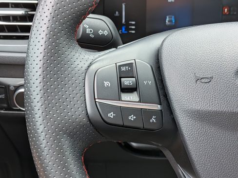 Used 2024 Ford Escape ST-Line FWD image 25