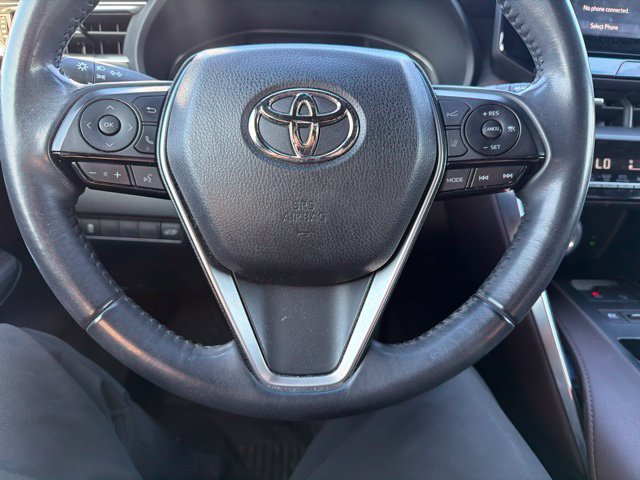Used 2022 Toyota Venza XLE AWD/4WD image 16