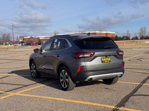 Used 2024 Ford Escape Platinum image 32