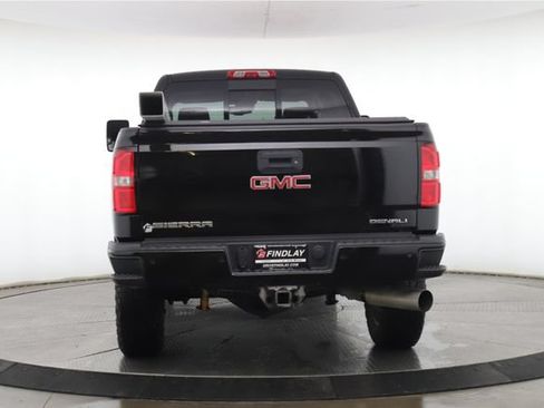 Used 2016 GMC Sierra 2500 Denali w/ Duramax Plus Package AWD/4WD image 11