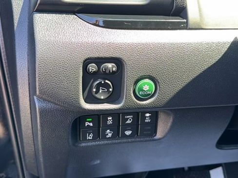 Used 2025 Honda Ridgeline Black Edition image 19