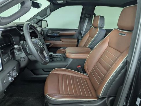 Used 2024 GMC Sierra 1500 Denali Ultimate image 11