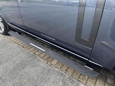 Certified 2025 Land Rover Range Rover SE AWD/4WD image 31