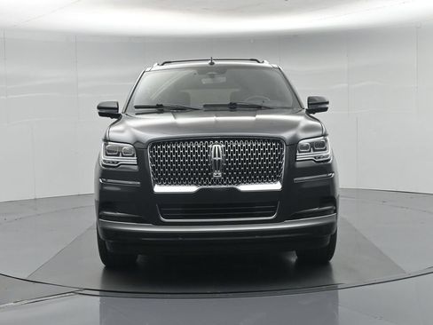 Used 2023 Lincoln Navigator L Reserve AWD/4WD image 28