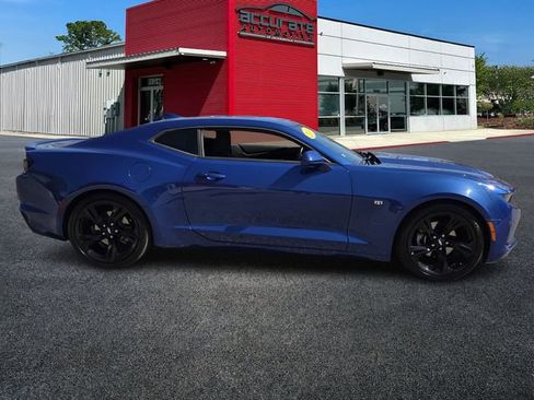 Used 2019 Chevrolet Camaro LT w/ RS Package image 6