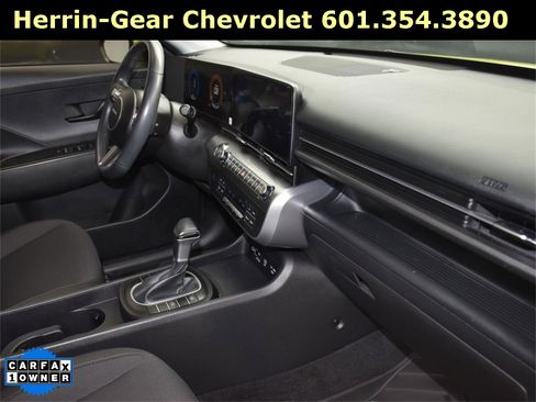 Used 2024 Hyundai Kona SEL image 21