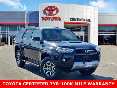 Certified 2024 Toyota 4Runner TRD Off-Road Premium image 1