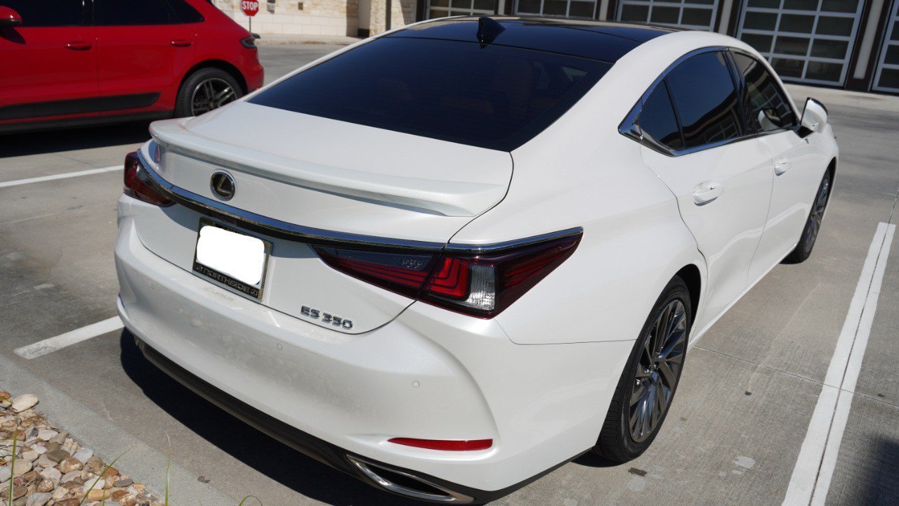 Certified 2024 Lexus ES 350 Ultra Luxury w/ Accessory Package (Z2) FWD image 6