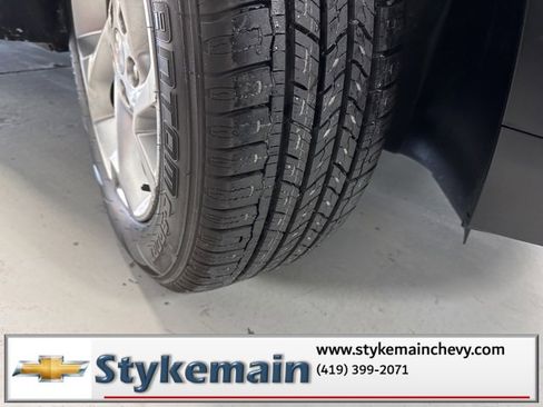 Used 2024 Chevrolet Trax LS w/ LS Convenience Package image 20