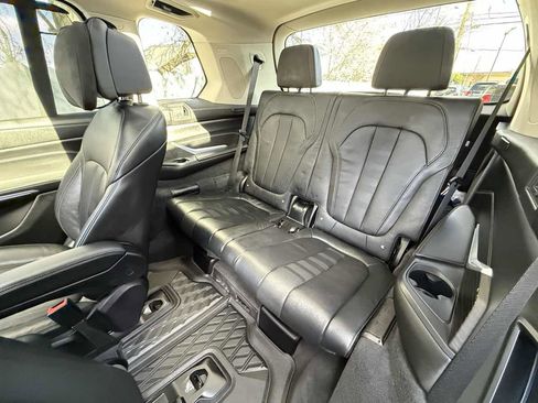 Used 2020 BMW X7 xDrive40i w/ Premium Package image 8