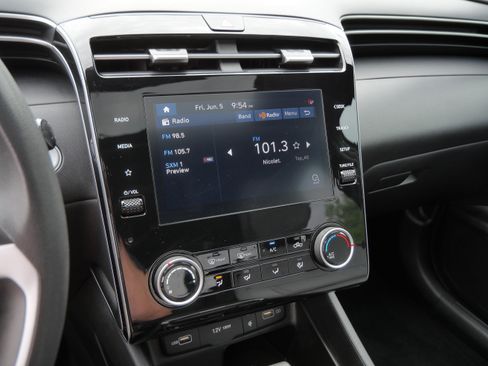 Used 2023 Hyundai Santa Cruz SEL w/ Activity Package AWD/4WD image 22