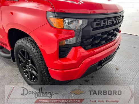 Used 2025 Chevrolet Silverado 1500 Custom w/ Turbomax Blackout Package AWD/4WD image 10