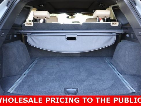 Used 2017 Cadillac XT5 Luxury w/ Driver Awareness Package image 17