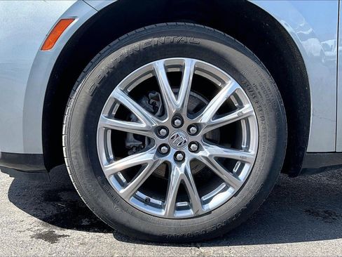 Used 2023 Buick Enclave Essence w/ Experience Buick Package image 2