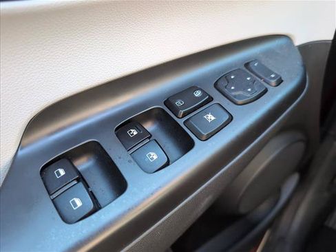 Certified 2023 Hyundai Kona SEL AWD/4WD image 20