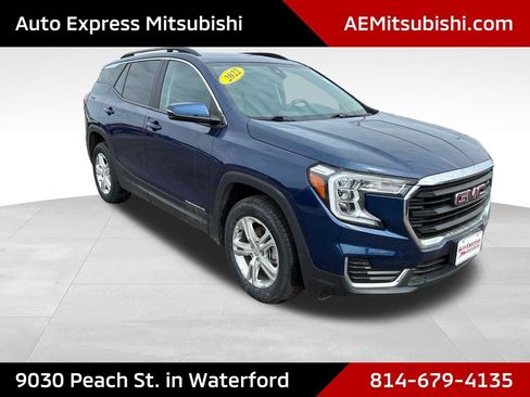 Used 2022 GMC Terrain SLE w/ Driver Convenience Package AWD/4WD image 1
