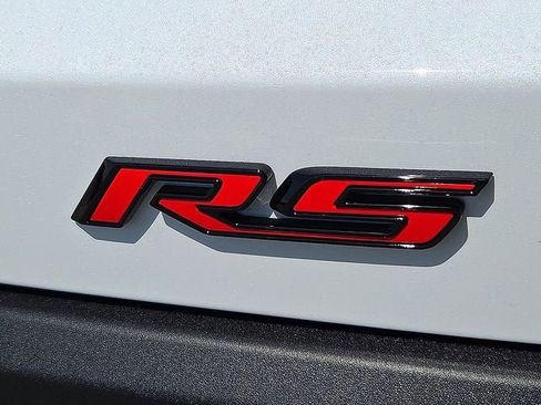 New 2026 Chevrolet Equinox RS w/ Convenience Package III FWD image 12
