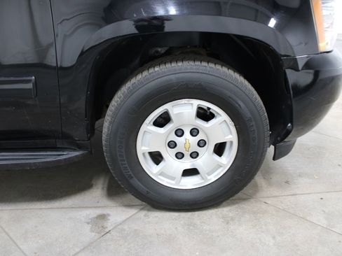 Used 2014 Chevrolet Tahoe LT image 38