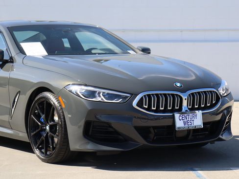 Used 2025 BMW 840i Coupe image 2