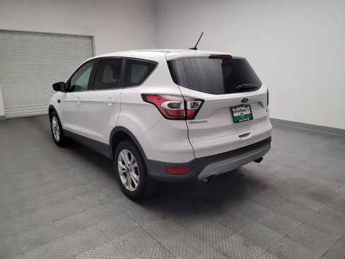 Used 2017 Ford Escape SE FWD image 5