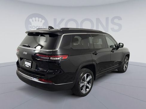 Used 2023 Jeep Grand Cherokee L Limited w/ Luxury Tech Group II image 7