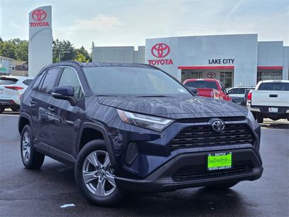 New 2025 Toyota RAV4 XLE