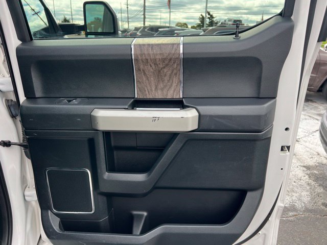 Used 2018 Ford F350 Lariat w/ Lariat Ultimate Package AWD/4WD image 13
