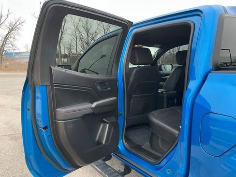 Used 2023 Chevrolet Colorado Z71 w/ Z71 Convenience Package 2 image 17