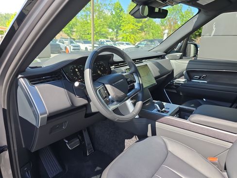 Certified 2026 Land Rover Range Rover SE AWD/4WD image 22