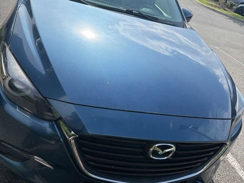Used 2018 MAZDA MAZDA3 Grand Touring FWD image 1