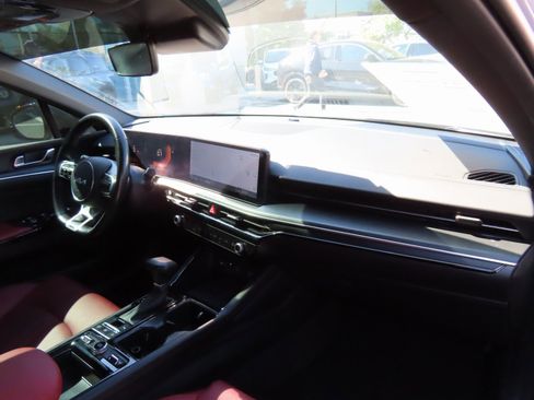 Used 2025 Kia K5 GT-Line w/ GT-Line Premium Package image 17