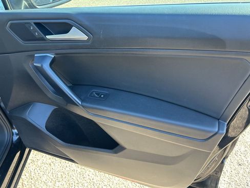 Used 2021 Volkswagen Tiguan SEL image 26