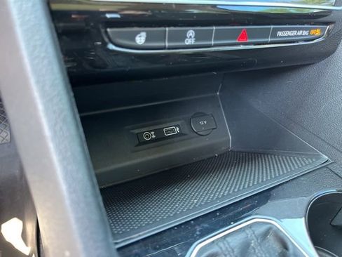 Used 2018 Volkswagen Atlas SEL Premium AWD/4WD image 28