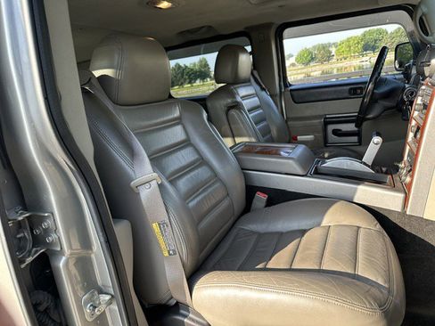 Used 2003 HUMMER H2 Luxury w/ Preferred Equipment Group image 33