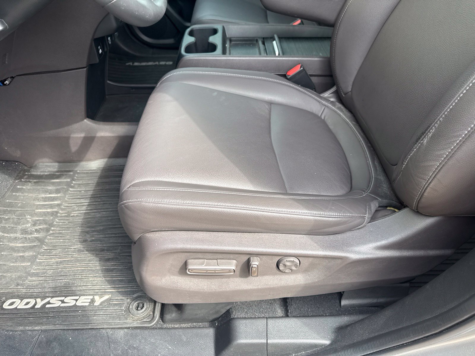 Used 2023 Honda Odyssey Touring image 19