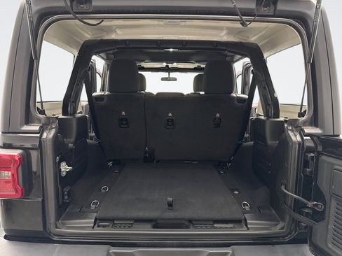Used 2020 Jeep Wrangler Unlimited Sport image 20