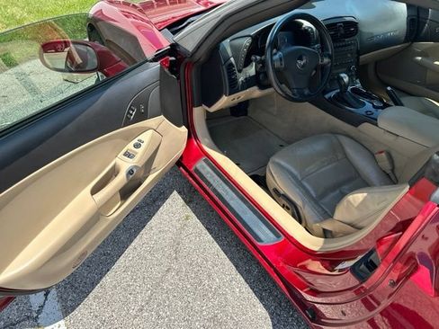 Used 2009 Chevrolet Corvette Convertible w/ Preferred Equipment Group RWD image 8