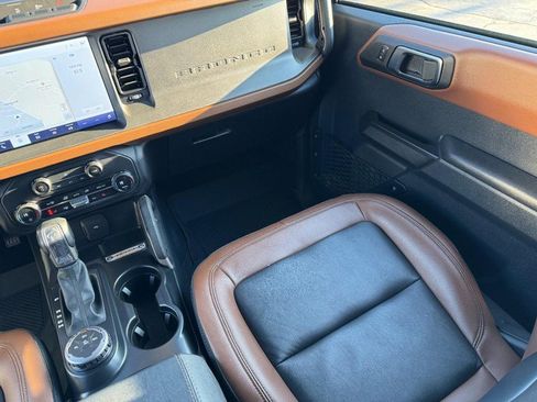 Used 2024 Ford Bronco Outer Banks image 14
