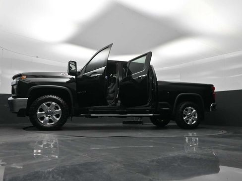 Used 2020 Chevrolet Silverado 2500 LTZ w/ LTZ Plus Package AWD/4WD image 31