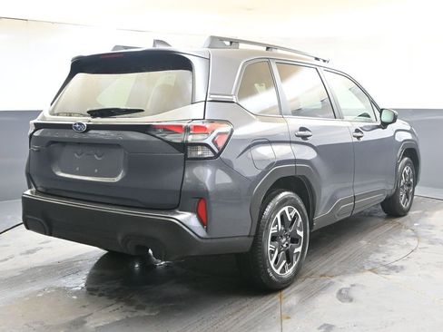 Certified 2025 Subaru Forester Premium image 5