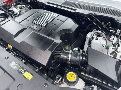 Used 2023 Land Rover Defender 110 V8 image 59