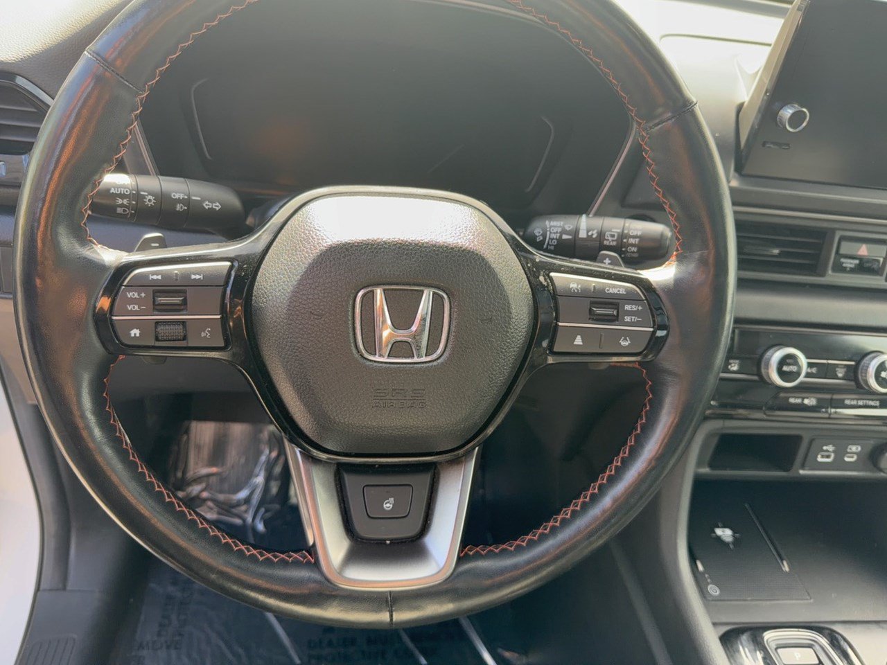 Certified 2024 Honda Pilot TrailSport image 8