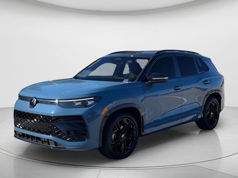 New 2026 Volkswagen Tiguan SE R-Line image 4
