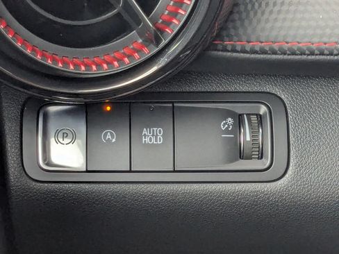 Used 2026 Chevrolet Equinox RS FWD image 35