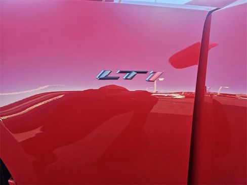 Used 2022 Chevrolet Camaro LT w/ RS Package image 14