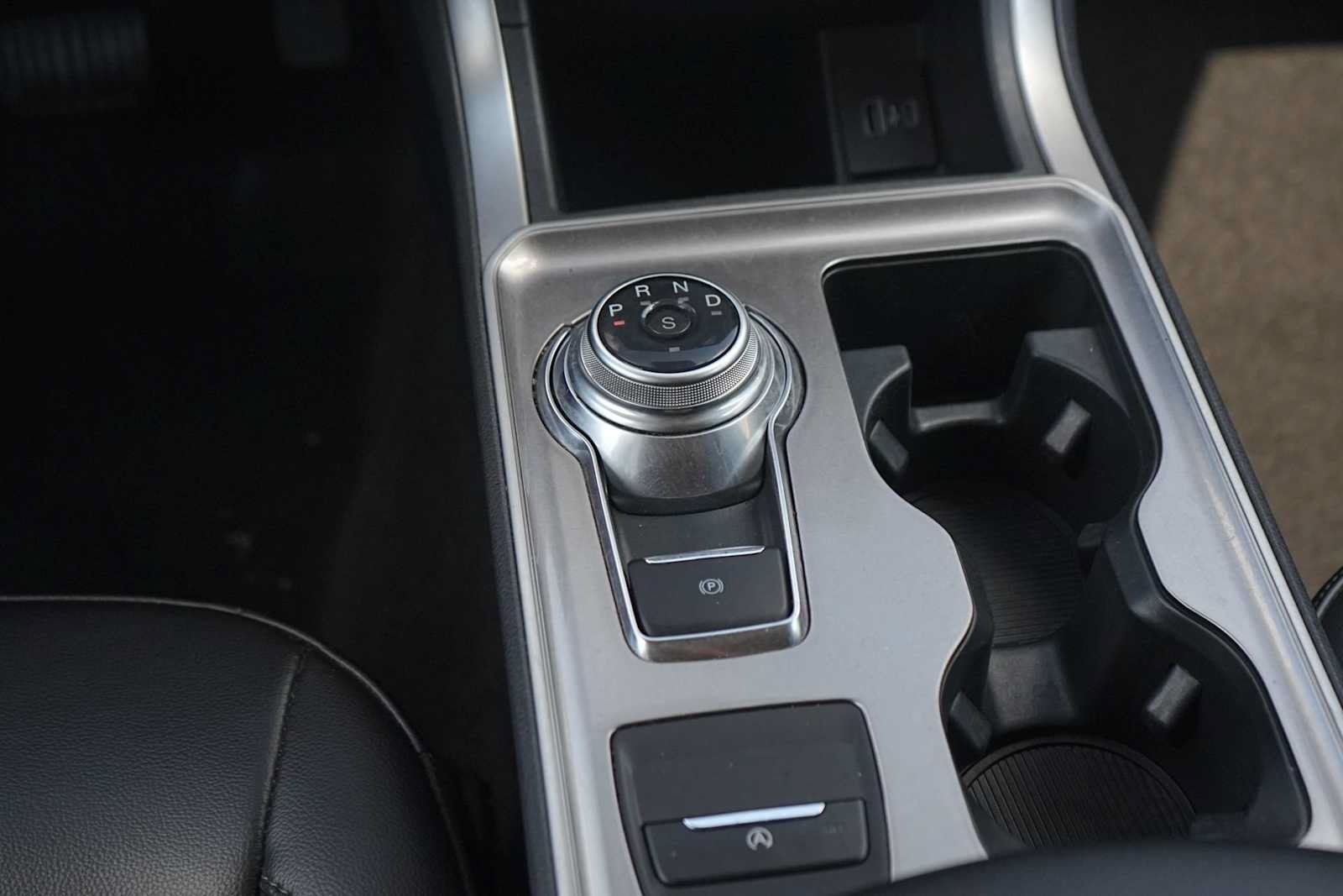Used 2024 Ford Edge SEL AWD/4WD image 21